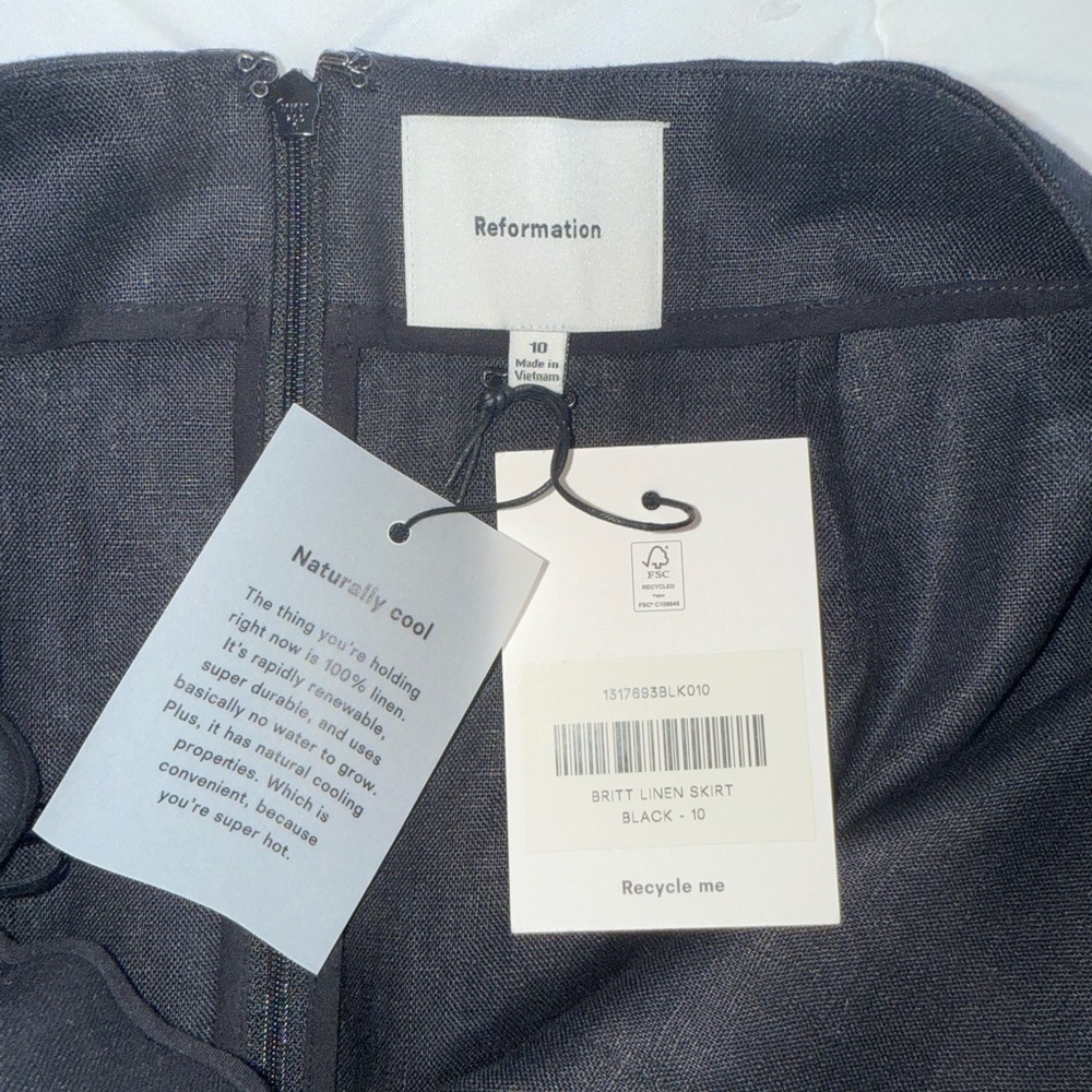 Reformation Britt Linen Skirt Black - Size 10, NWT - Picture 5 of 5